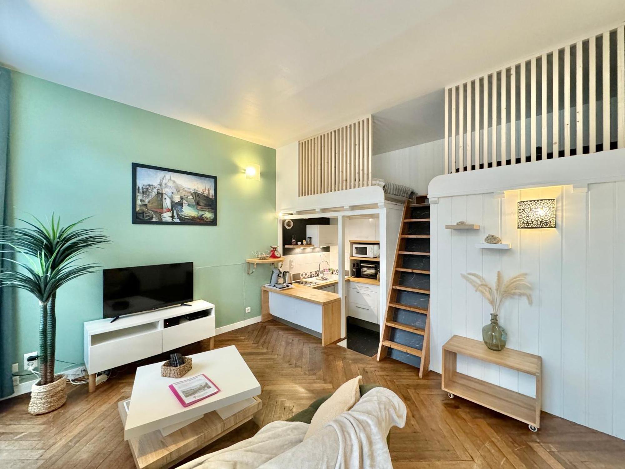 Le Noir Bois Et Blanc - Studio - Wifi - Centre Ville - Entree Autonome Quimper Luaran gambar